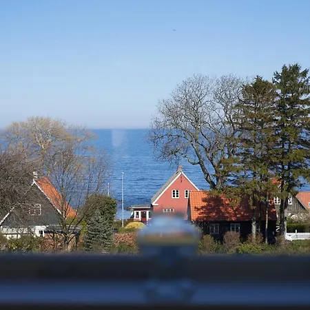 Dom wakacyjny Sommerhus Med Smuk Udsigt Ved Gudhjem Og