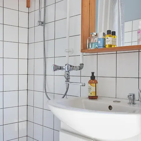 Sommerhus Med Smuk Udsigt Ved Gudhjem Og *